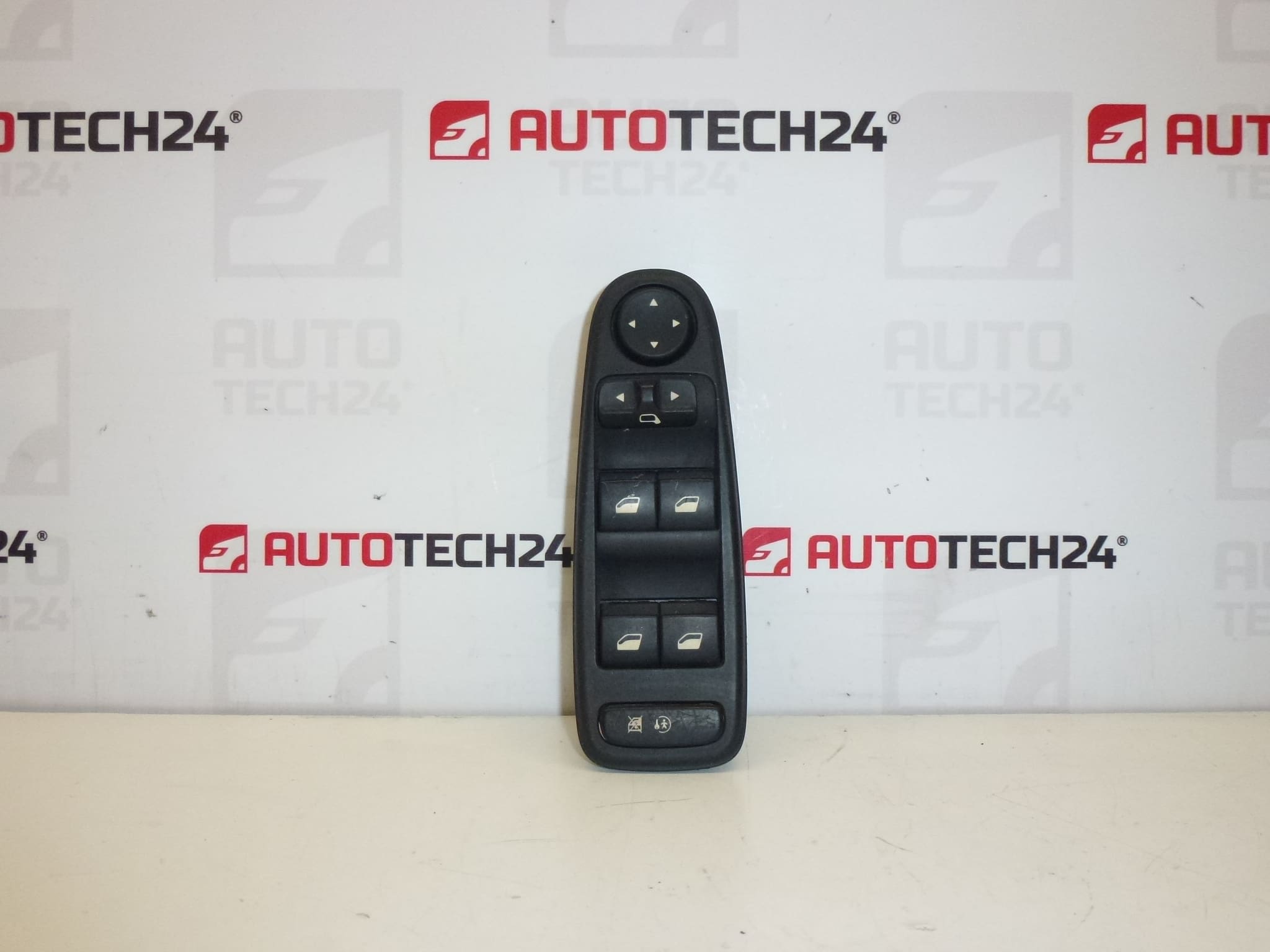 Bouton Lève-vitre Conducteur Pour Citroën C4 Picasso / Grand Picasso (2006-2013) - Avec Réglage Rétroviseurs Rabattables - Référence 6554YH