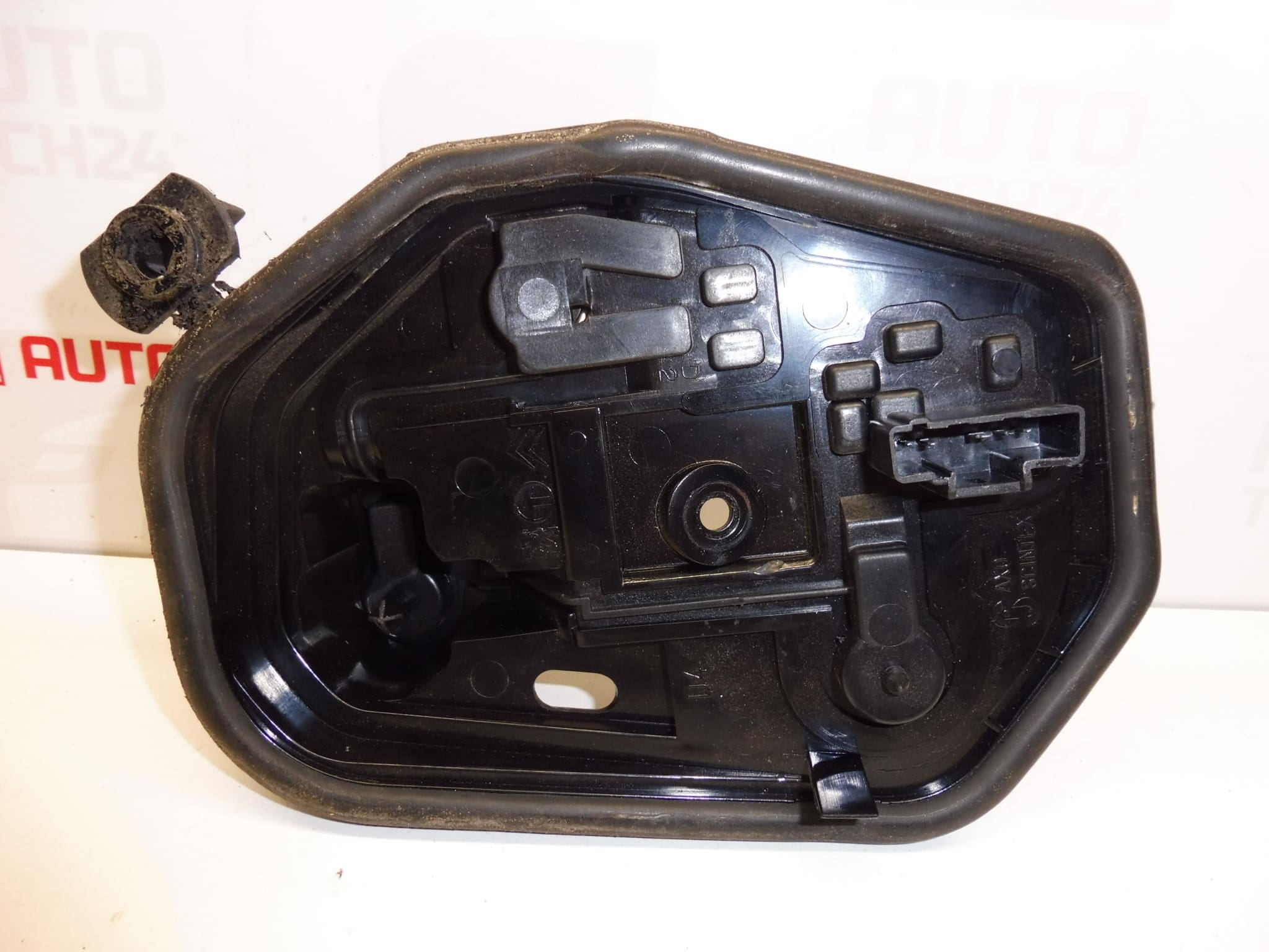 Douille de feu arrière droit avec câblage Peugeot 206 jusqu'au 6/2003 6351P1 – Image 2