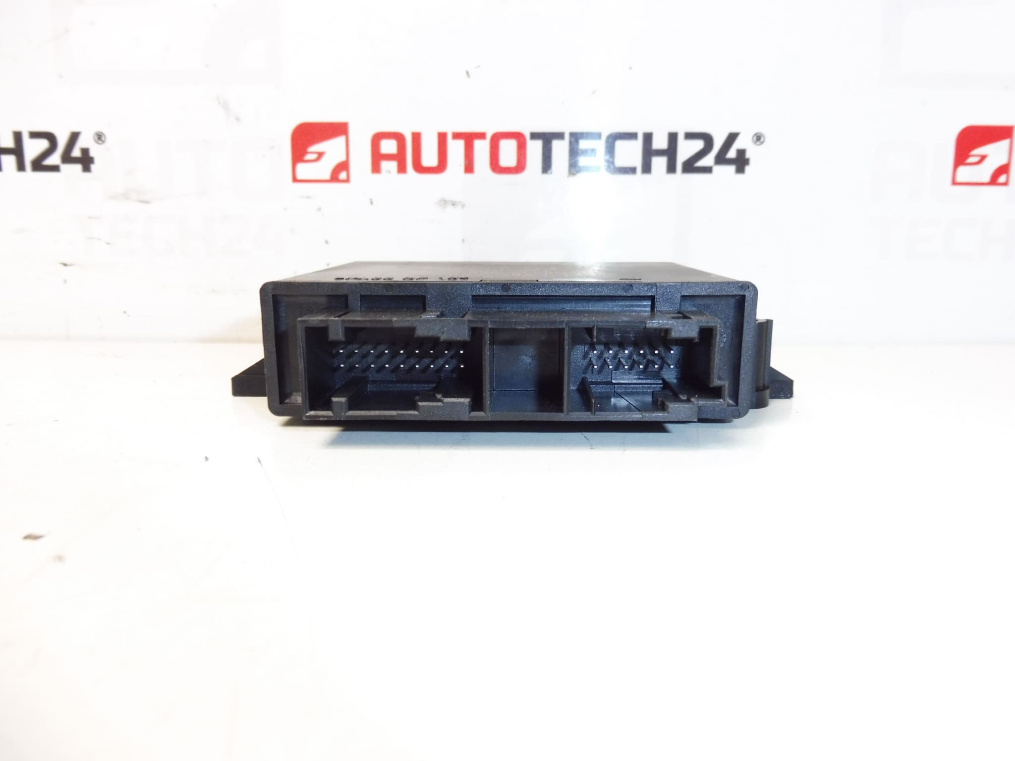 Calculateur PDC Peugeot Citroën 9661496880 6590V3 6590N1 – Image 2