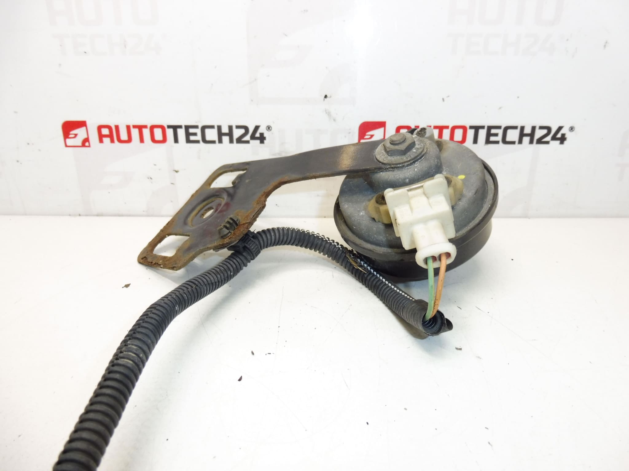 Klaxon avec support Citroen Berlingo Peugeot Partner 6236F5 6236Q2 – Image 2