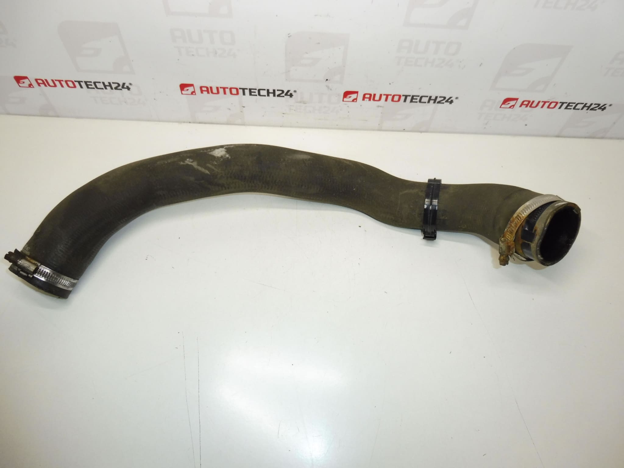 Raccordement air 1.5 HDI Citroën Peugeot 9820100680 – Image 2
