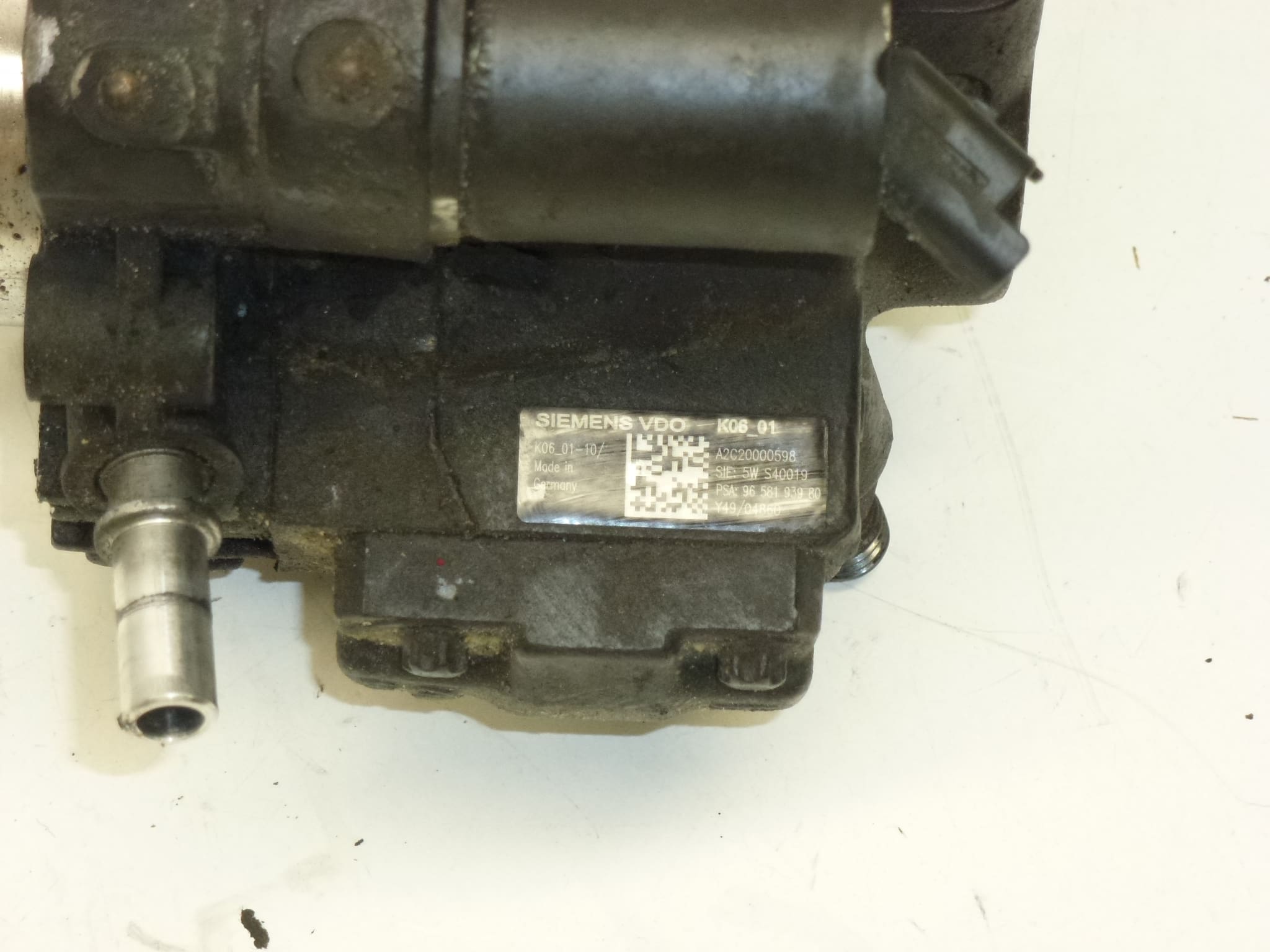 Pompe à injection 2.0HDI Siemens VDO 5ws40019 – Image 2