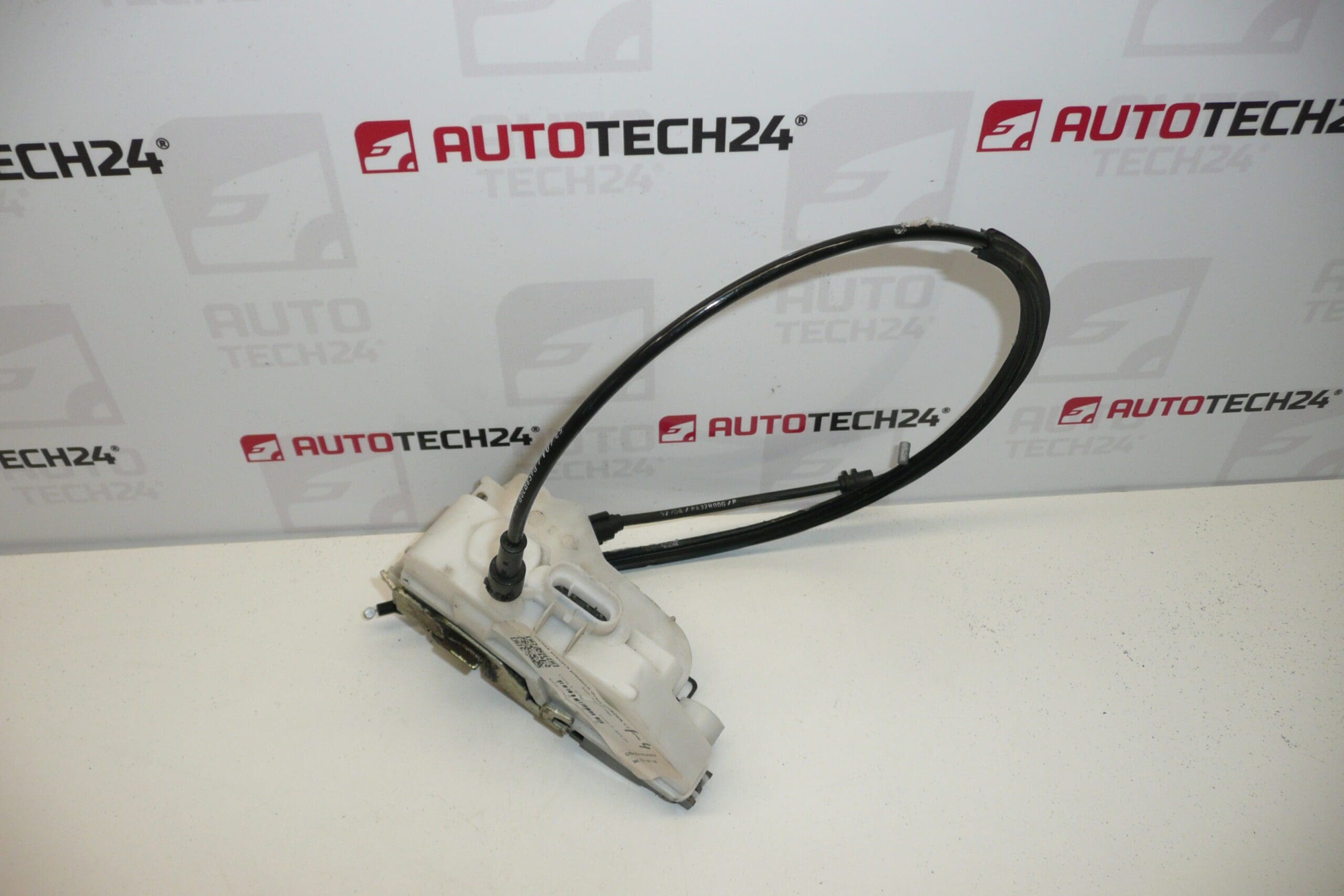 Serrure de porte droite Citroën C2 4PIN 52187780 9136Q7 – Image 2