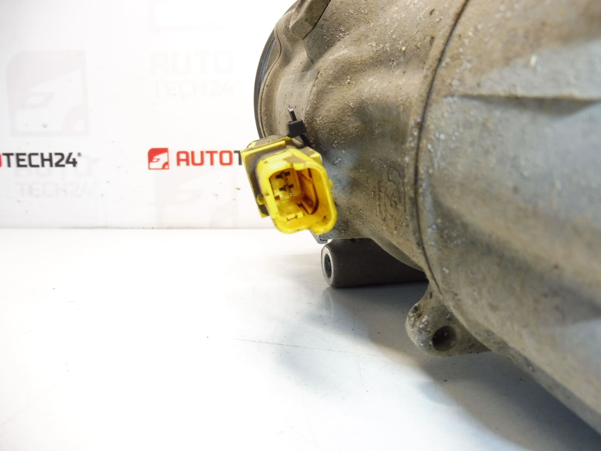 Compresseur de climatiseur Sanden SD6V12 1449 9655191580 – Image 2