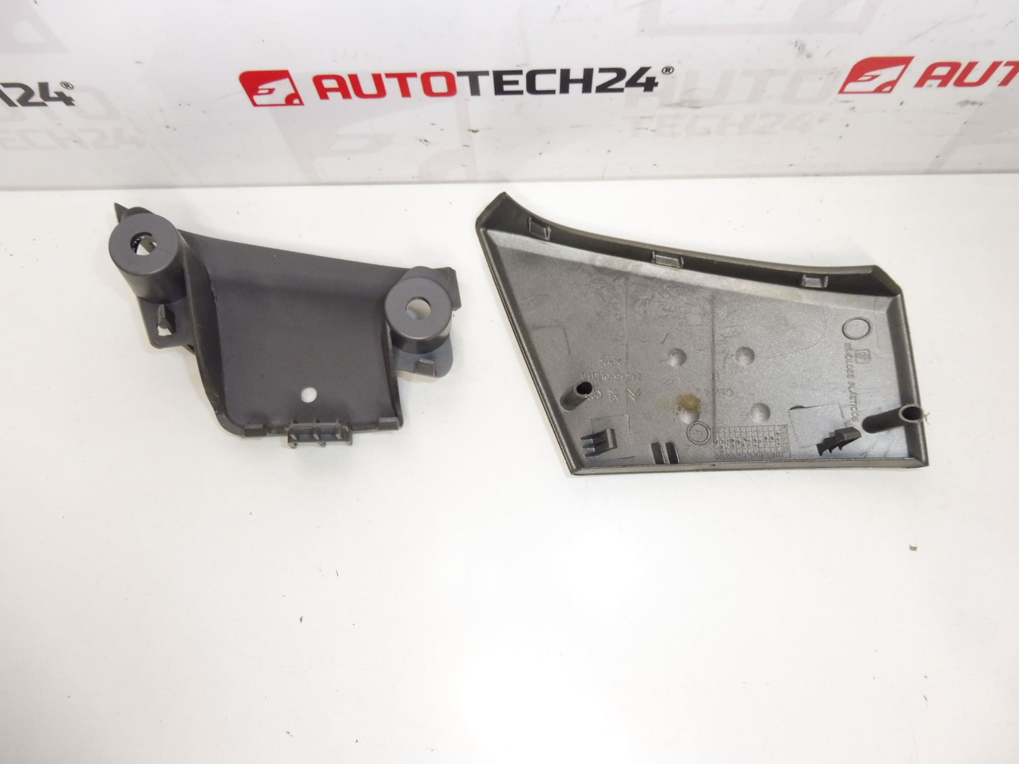Poignée intérieure droite Citroën C1 Peugeot 107 74645-0H010 74641-0H010 – Image 2