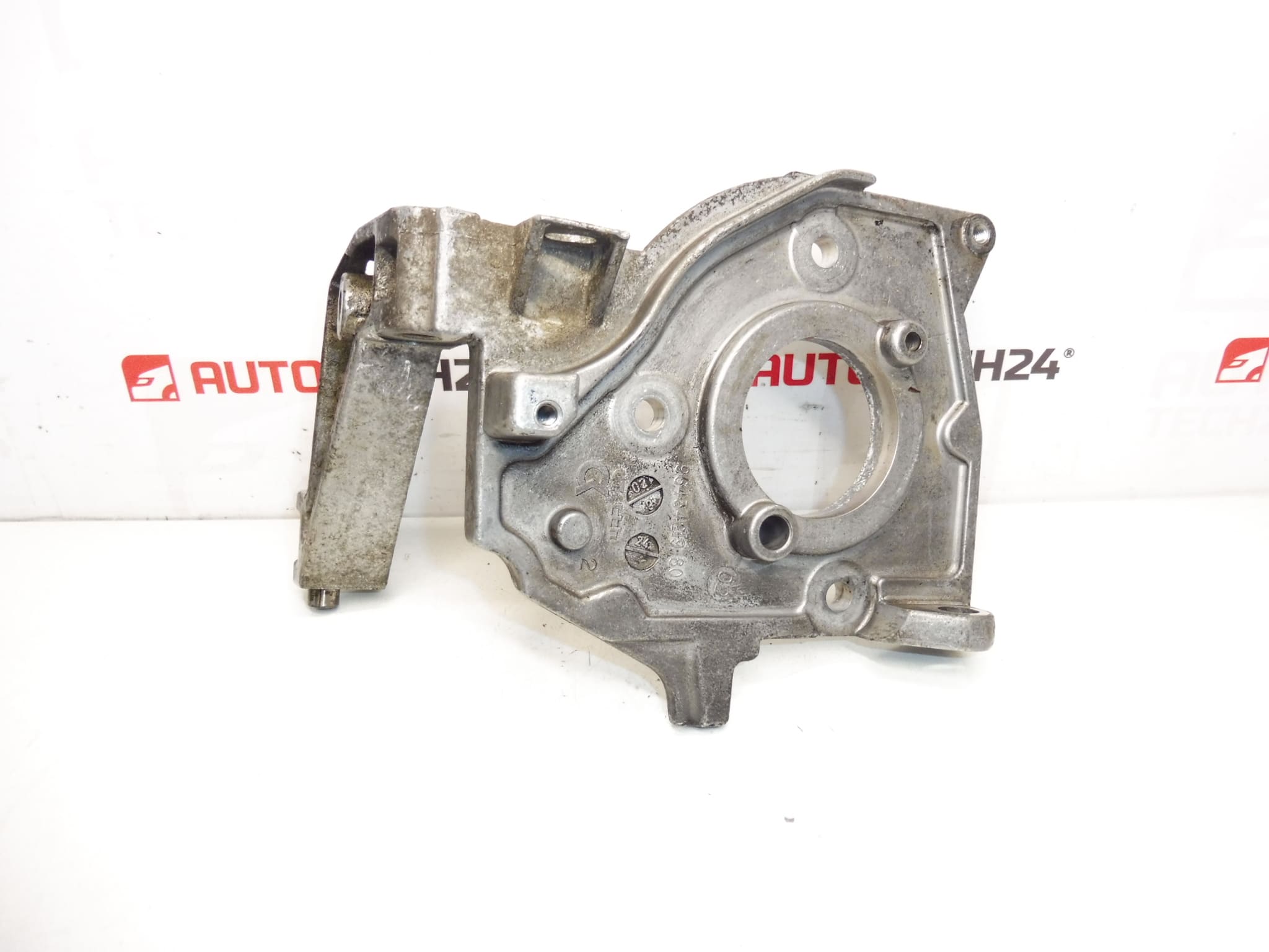 Porte-pompe d'injection 1.4 HDI 16V 8hy 9643421980 192654 – Image 2