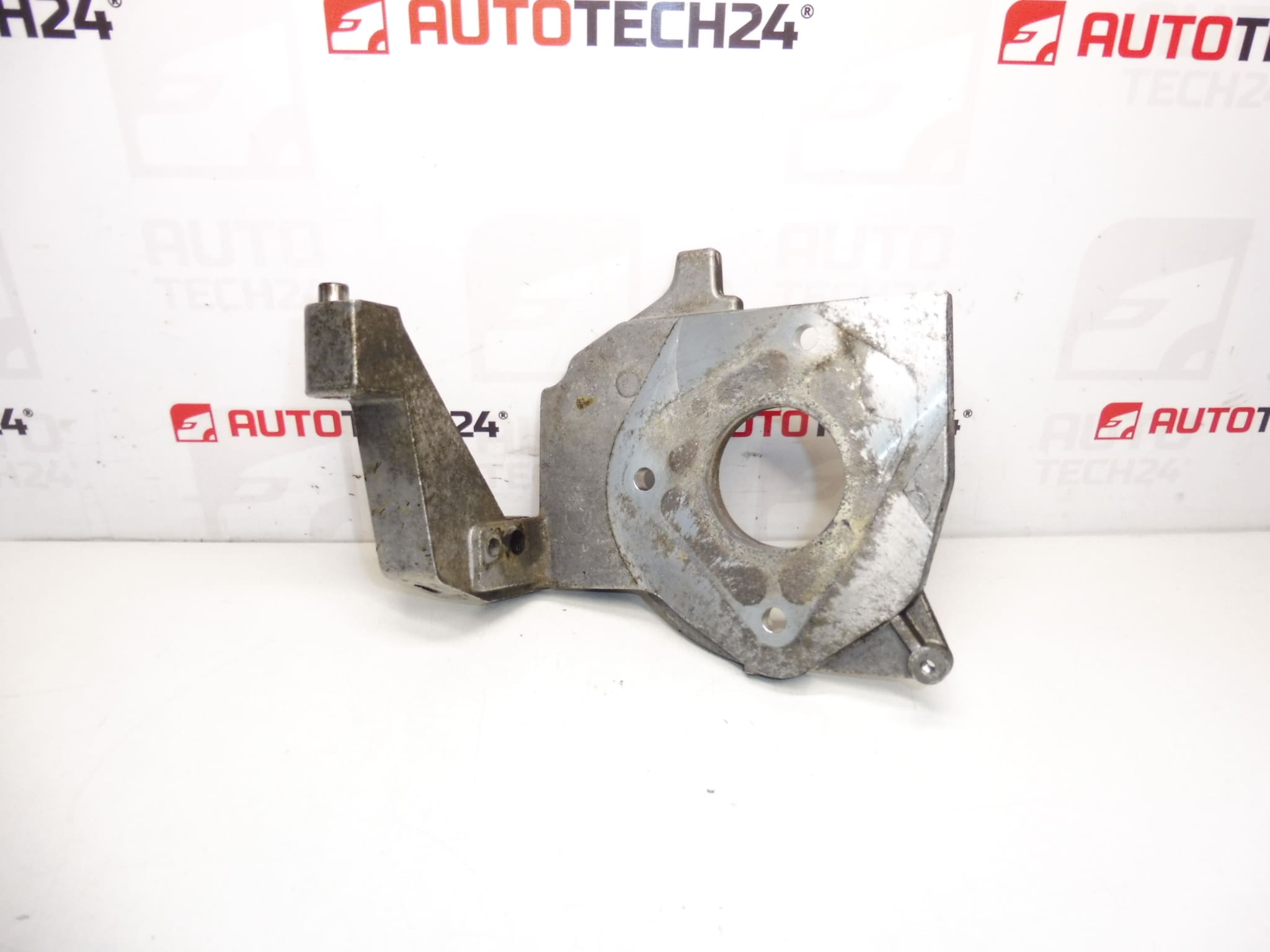 Porte-pompe d'injection 1.4 HDI 16V 8hy 9643421980 192654