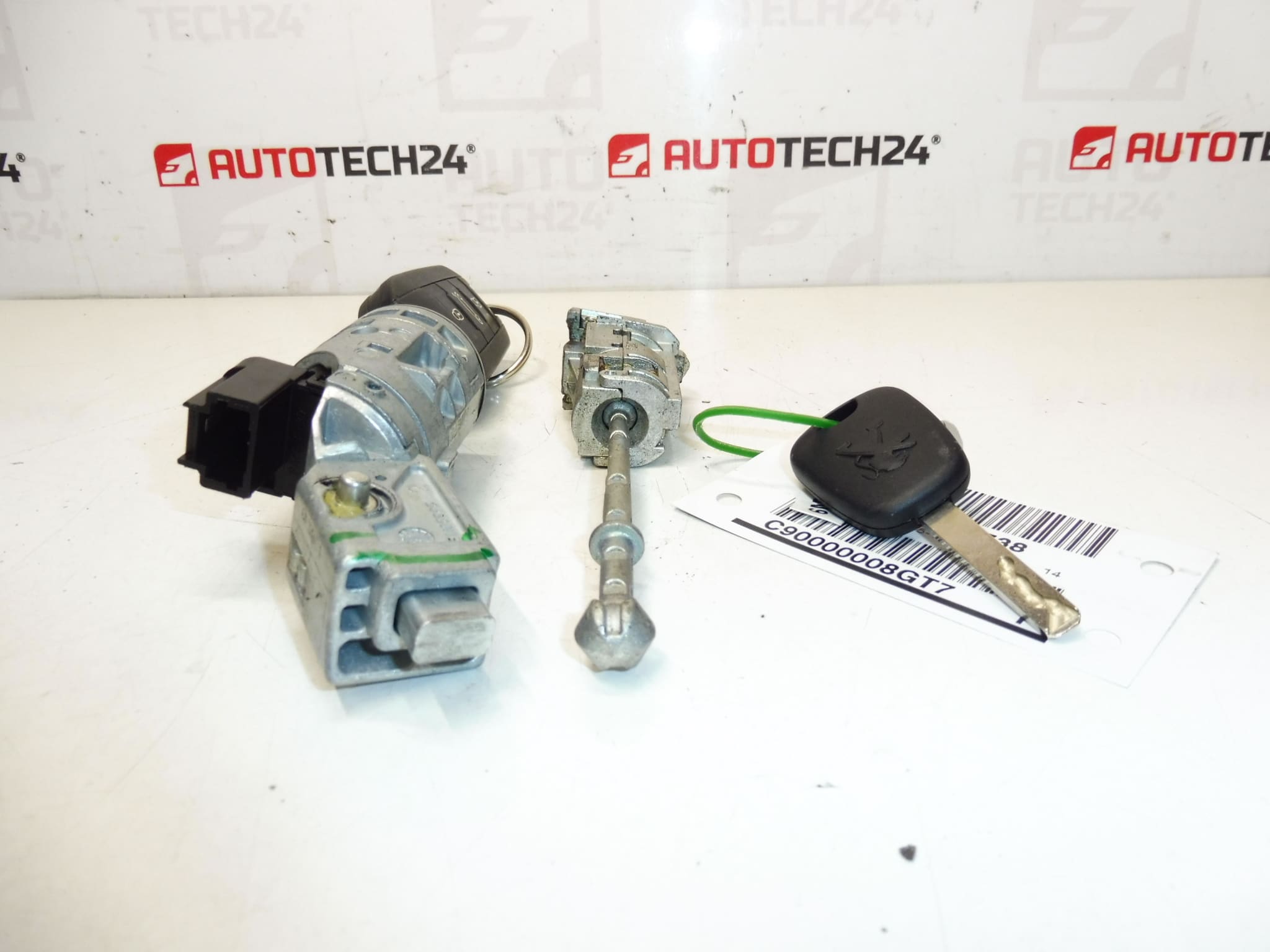Serrure avec clé à distance Peugeot 301 9678792480 – Image 2