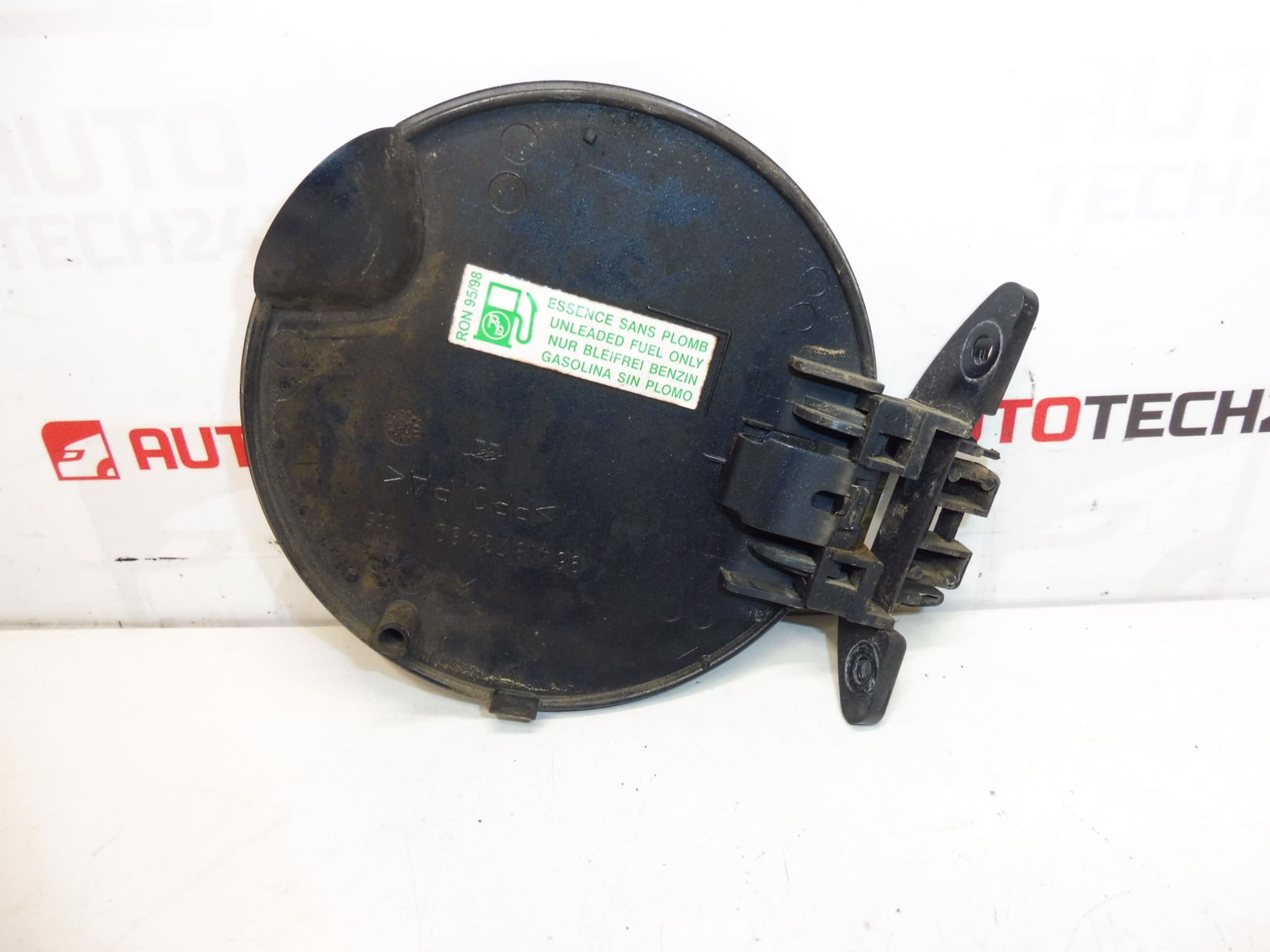 Couvercle de Réservoir Citroën C3 Pluriel EYPC 9641873480 1517A2 – Image 2