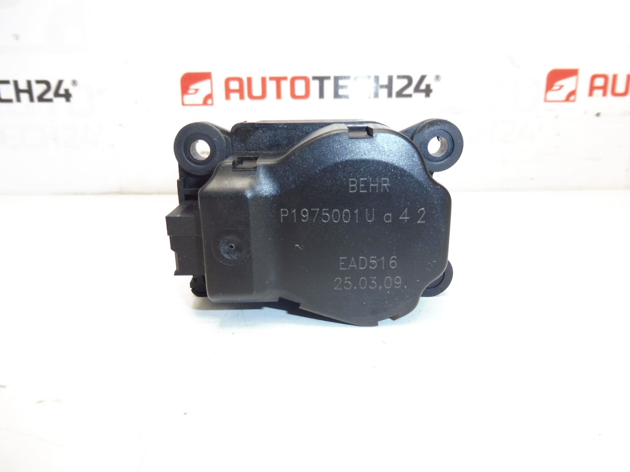 Servomoteur de Chauffage BEHR Citroën EAD516 P1975001 U et 42 647949
