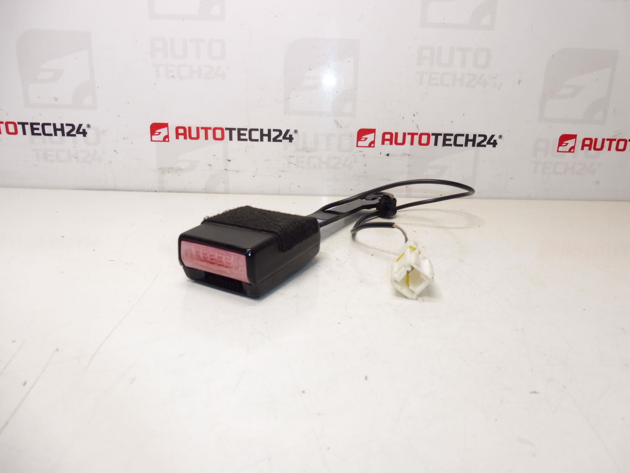 Support de Verrouillage de Ceinture de Sécurité Passager Peugeot 407 8973PV