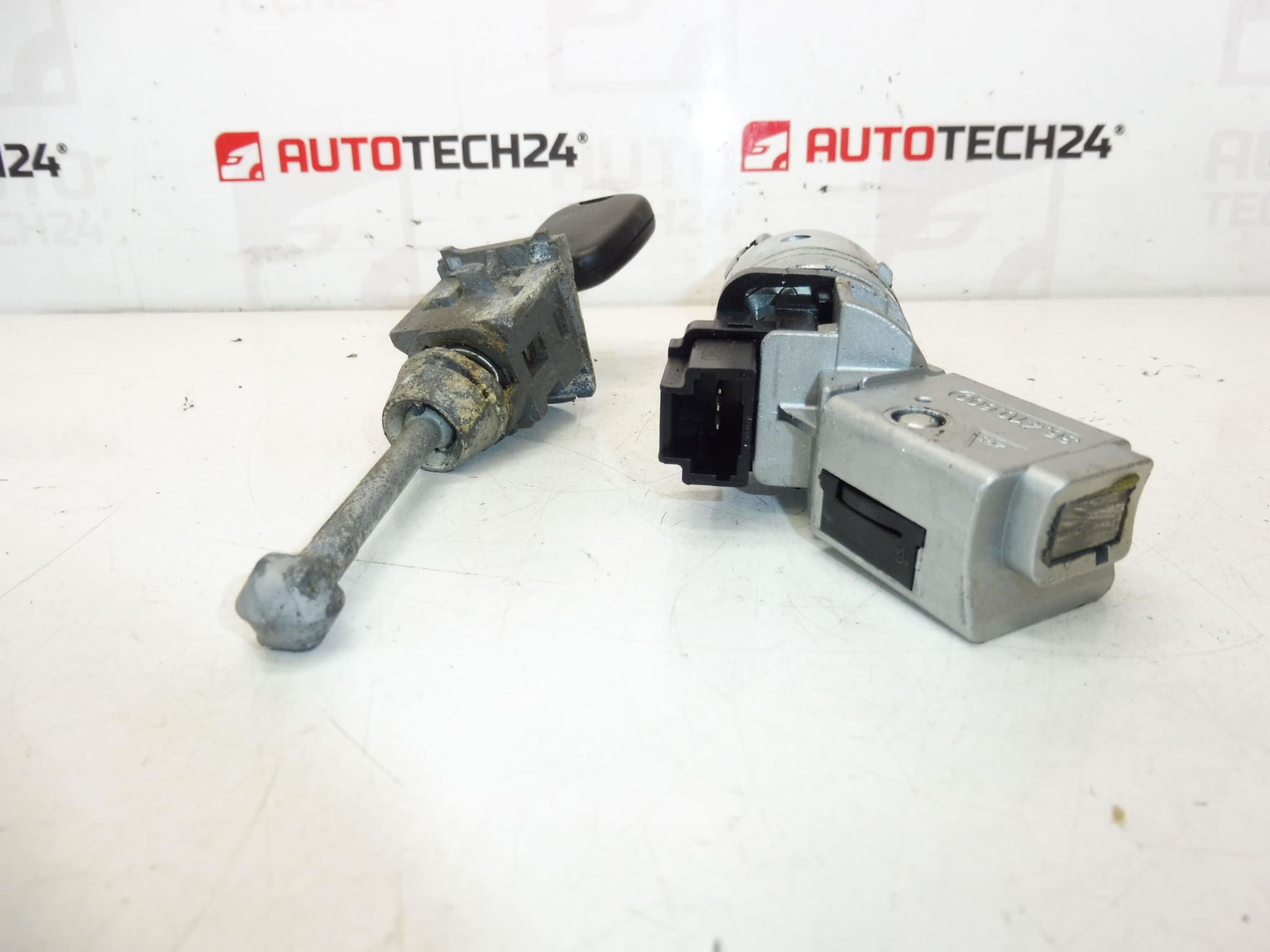 Kit Serrures et 2 Clés Citroën Peugeot 4162KF 4162KC – Image 2