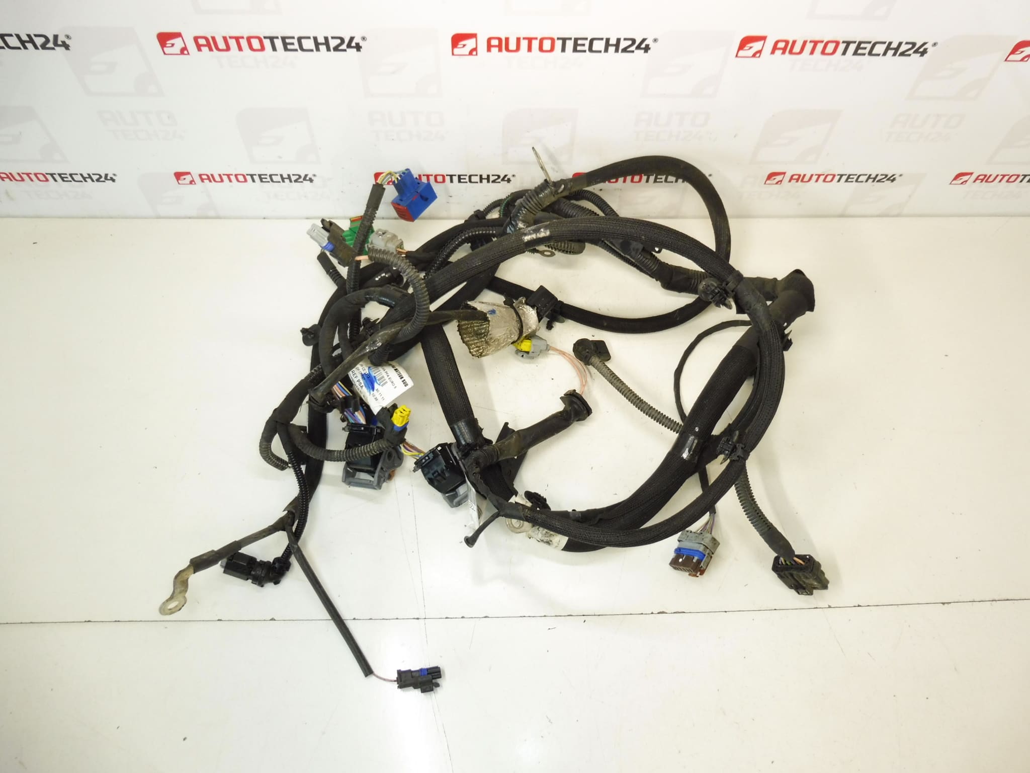 Faisceau Moteur Citroën C3 II 1.4i KFT 9674808180 9675247080
