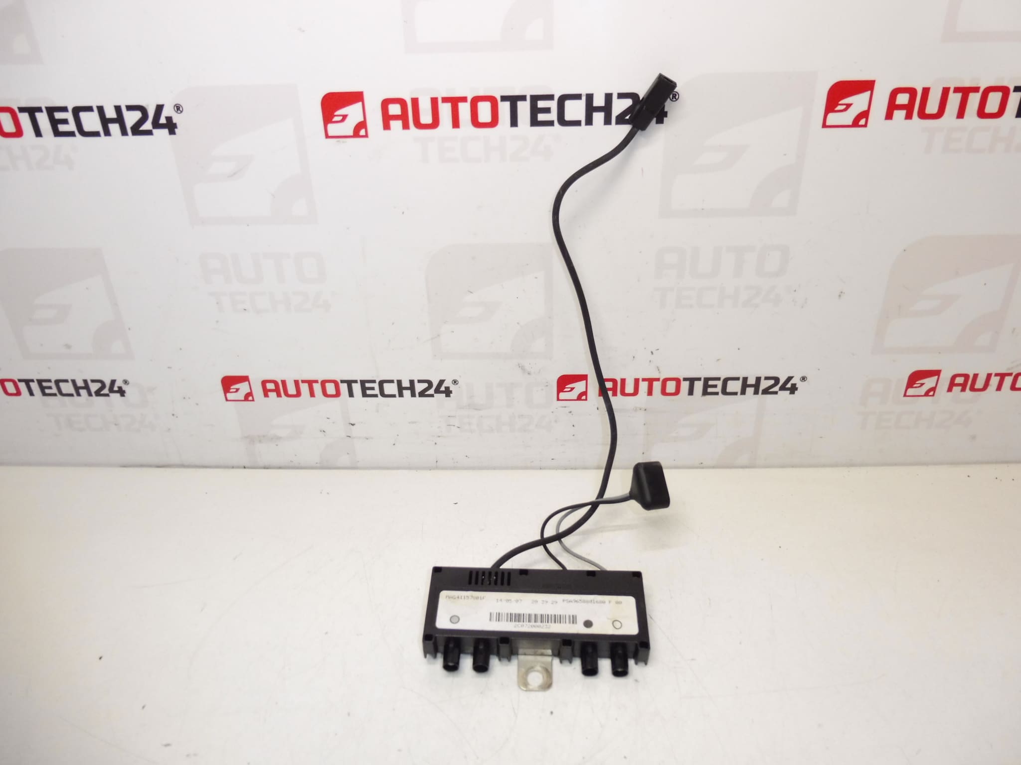 Module d'Antenne Peugeot 407 9658881680 6561EG