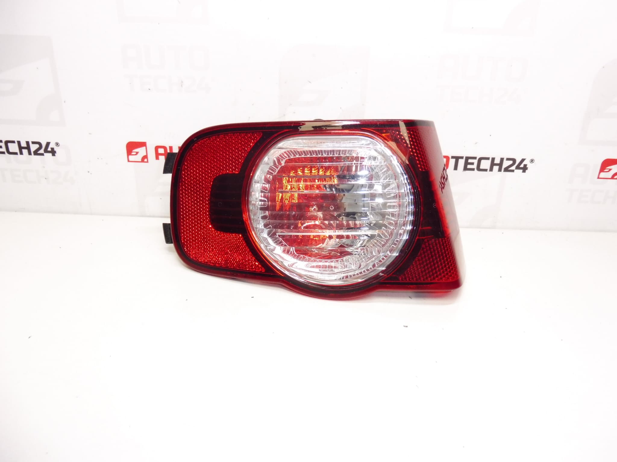 Feu de Recul Arrière Gauche Citroën C3 Picasso 9681751680 6350HJ