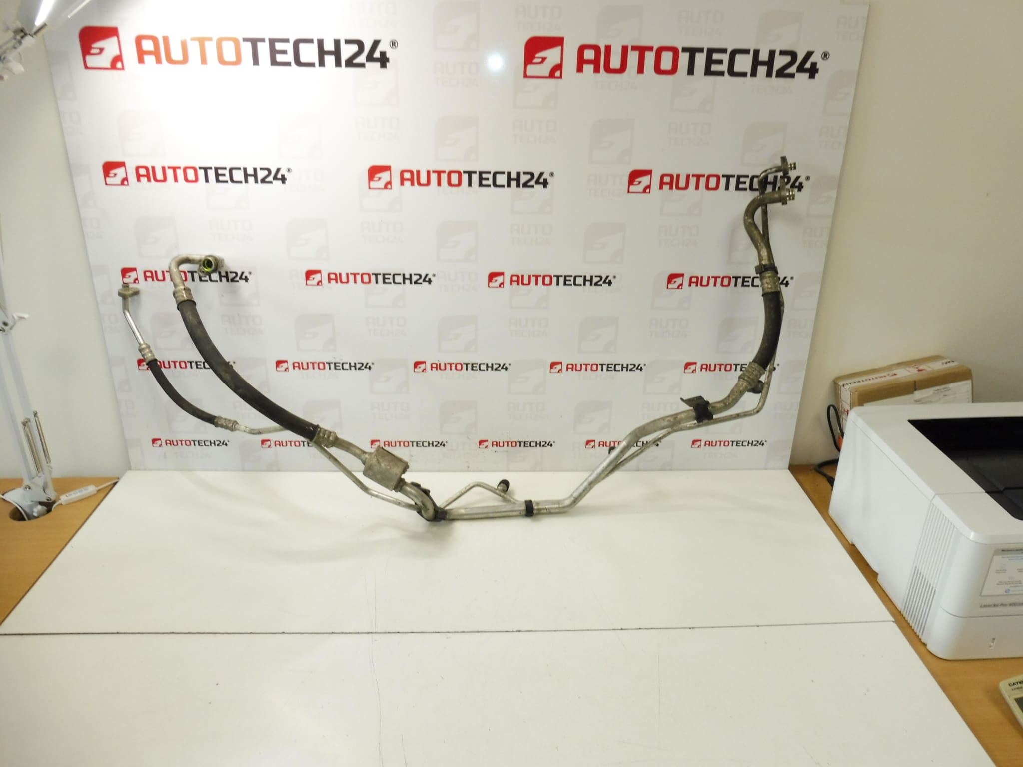 Tuyau De Climatisation Double Pour Citroën C3 Picasso Peugeot 207 9671585480 9678309780 6477J3