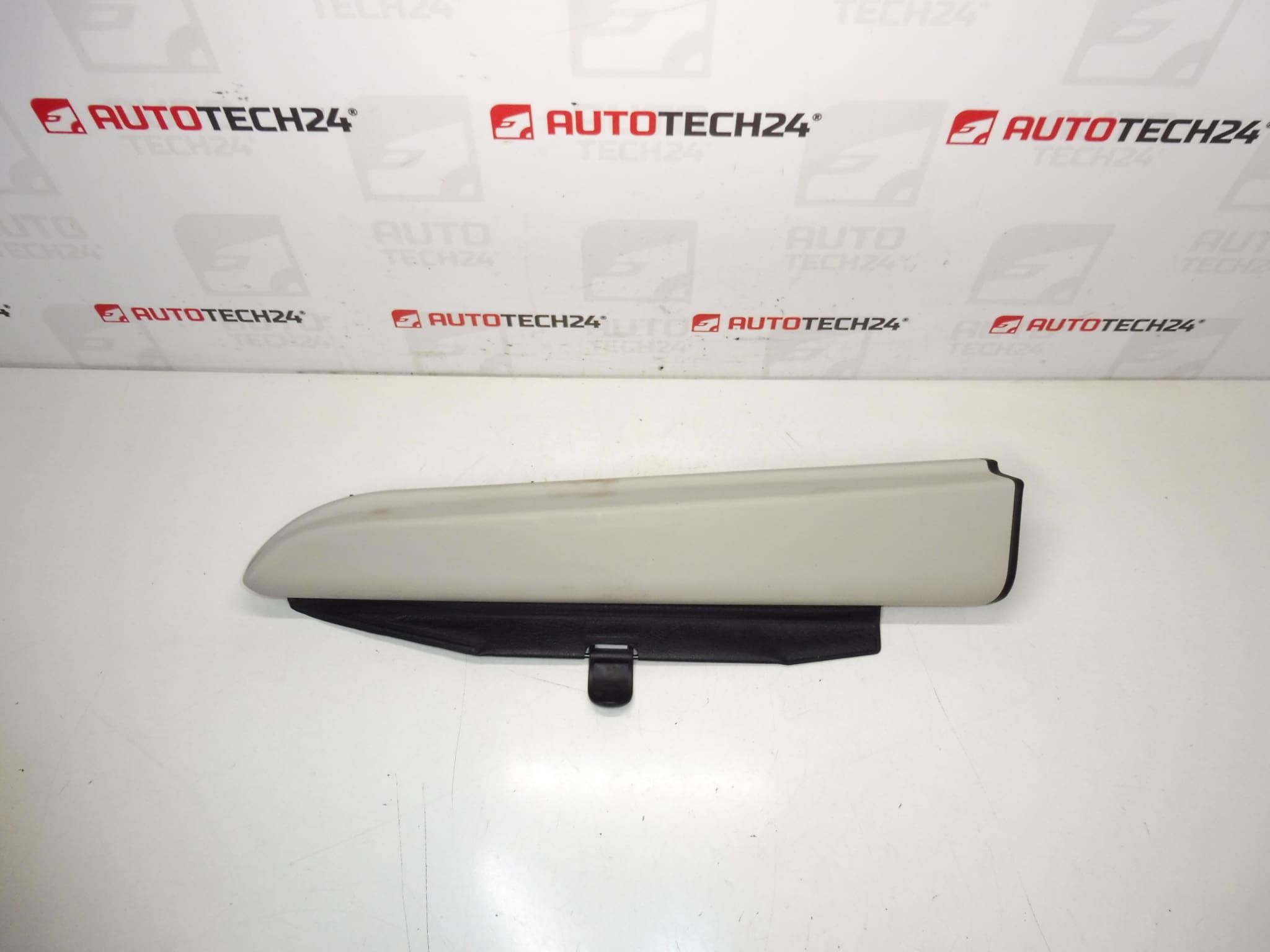 Store Latéral Pour Porte Arrière Gauche Citroën C3 Picasso 96825513BJ