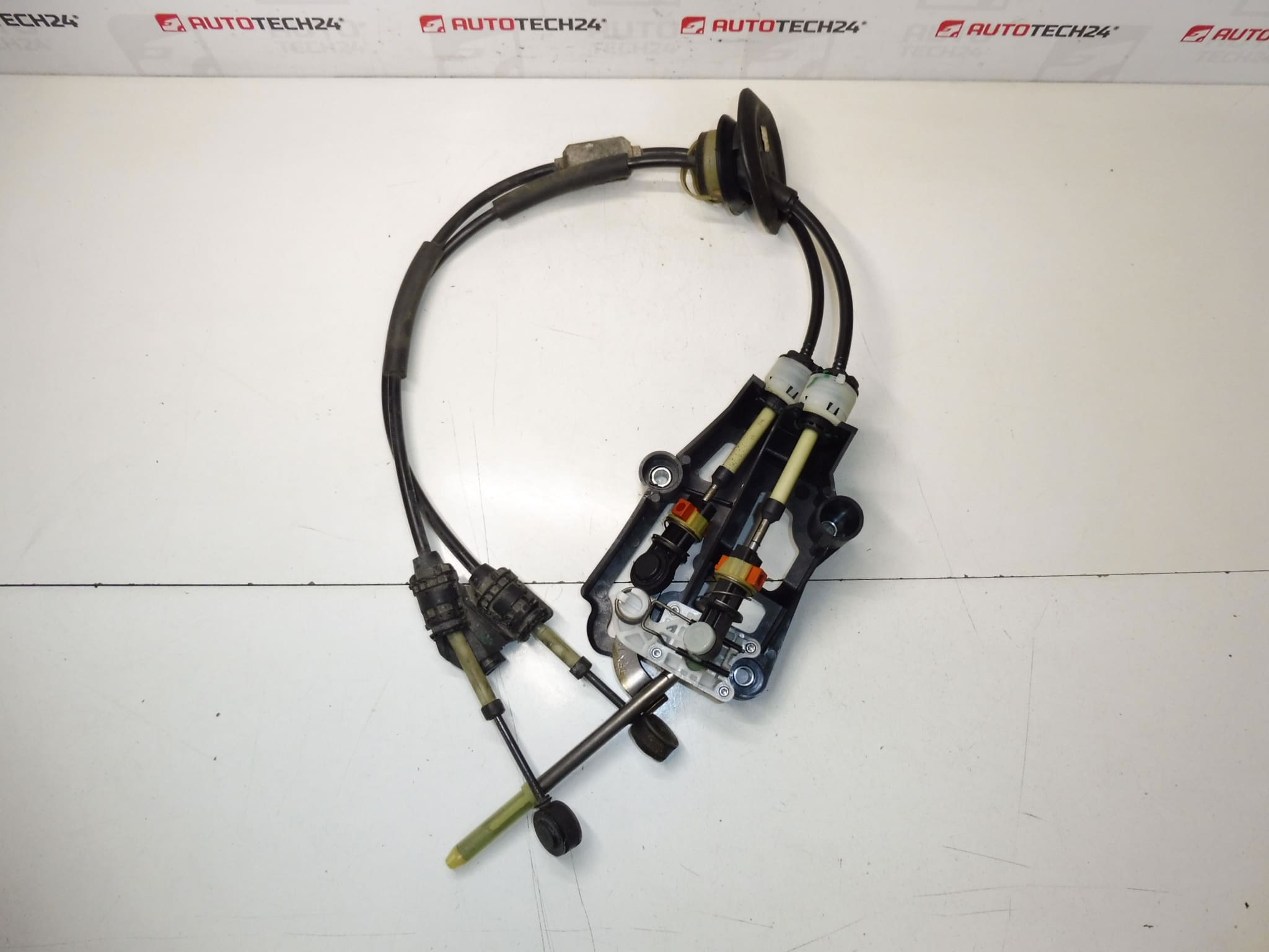 Levier De Vitesses Citroën C3 Picasso 9803397380 2400LP