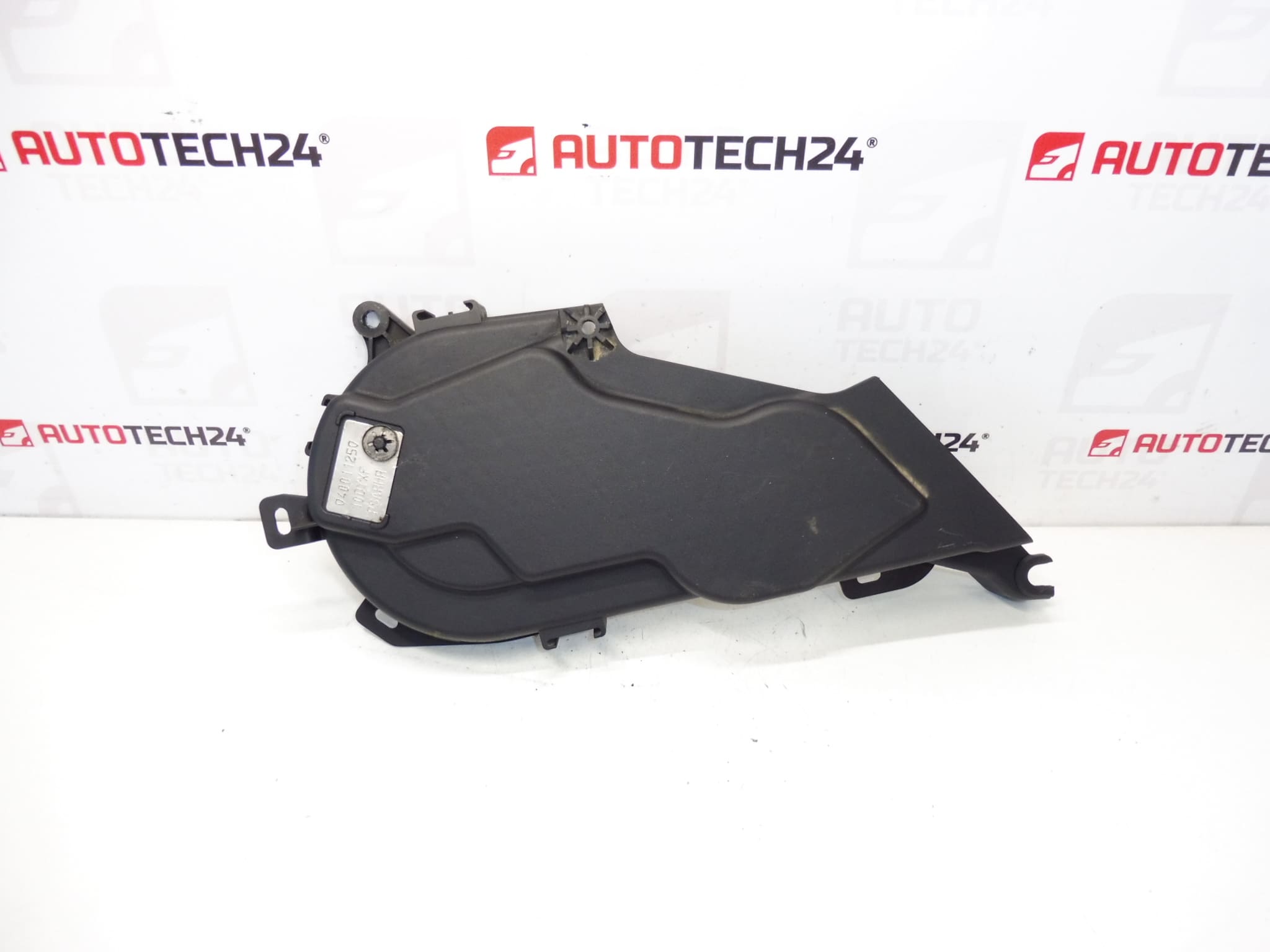 Couvercle de Distribution Citroën Peugeot 2.0 HDI RHR 9655399580 0320V8