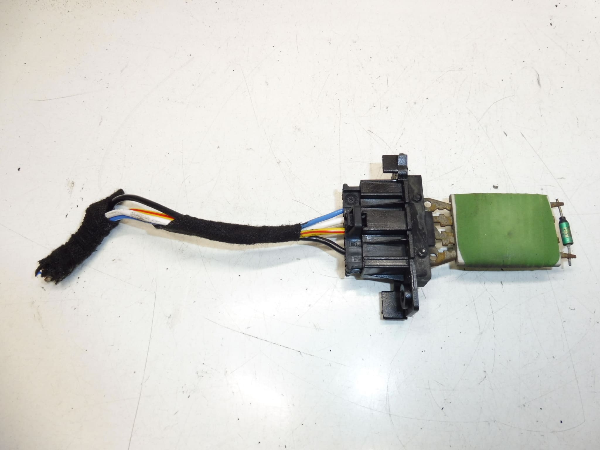 Régulateur De Vitesse Du Ventilateur + Câblage Citroën Peugeot 648055 – Image 2