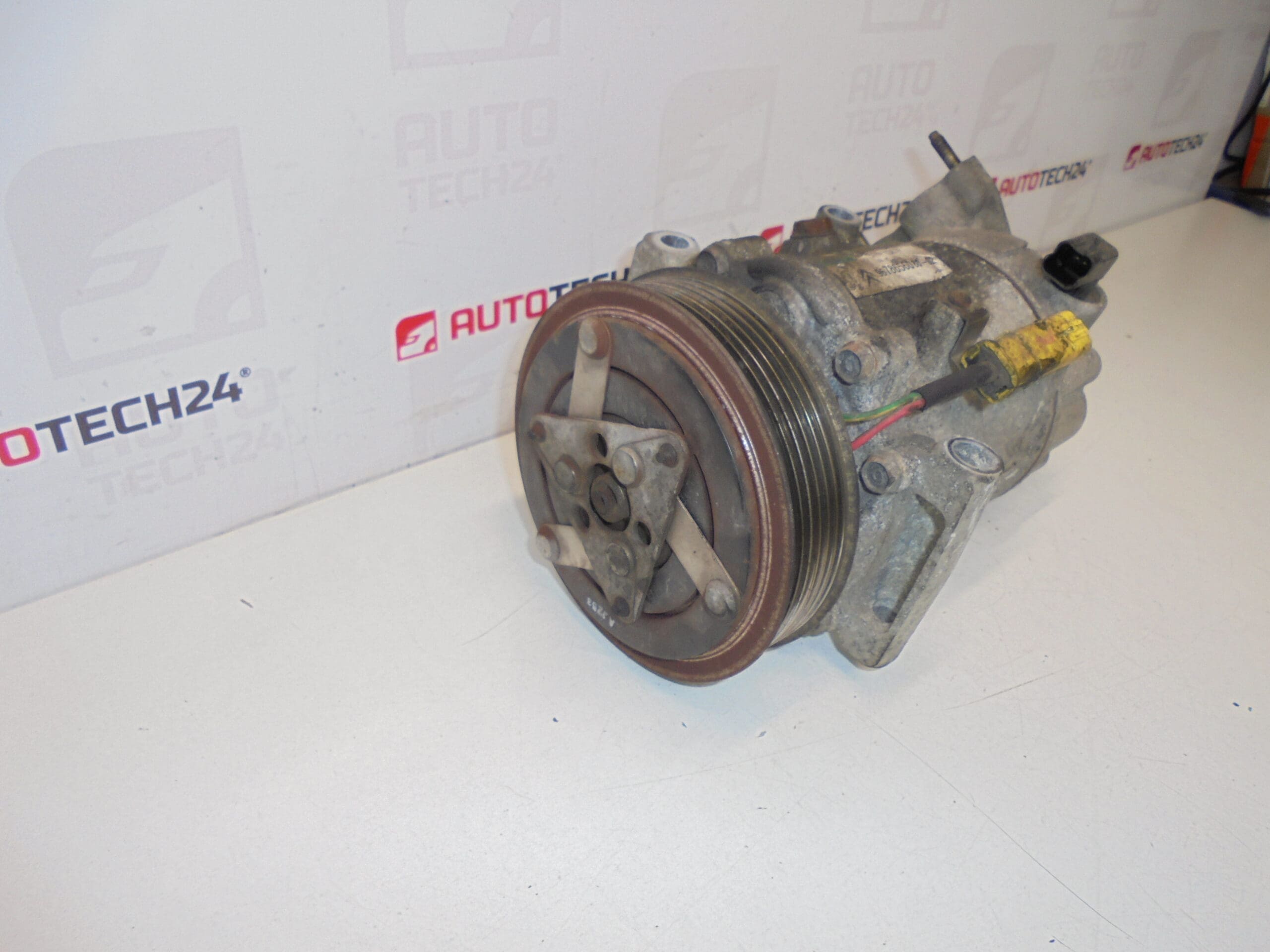 Compresseur De Climatisation Sanden SD6V12 1367F Pour Citroën Et Peugeot 9678656080 9822826880 – Image 2