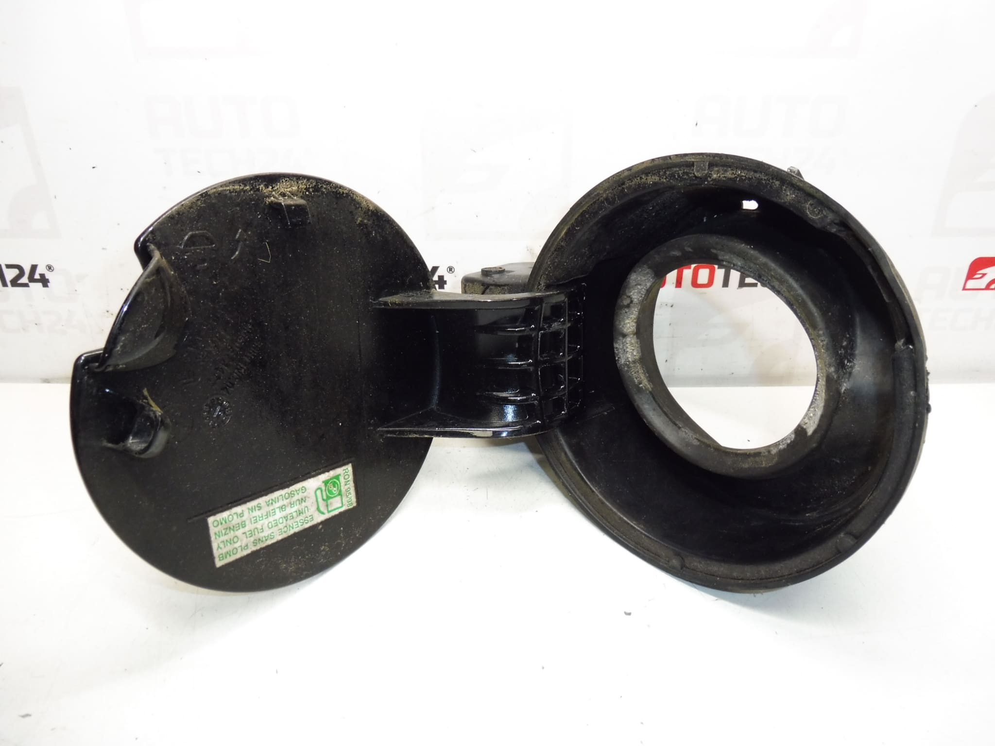 Bouchon de réservoir Citroën C4 5 portes 9650573477 1517C1 KTV – Image 2