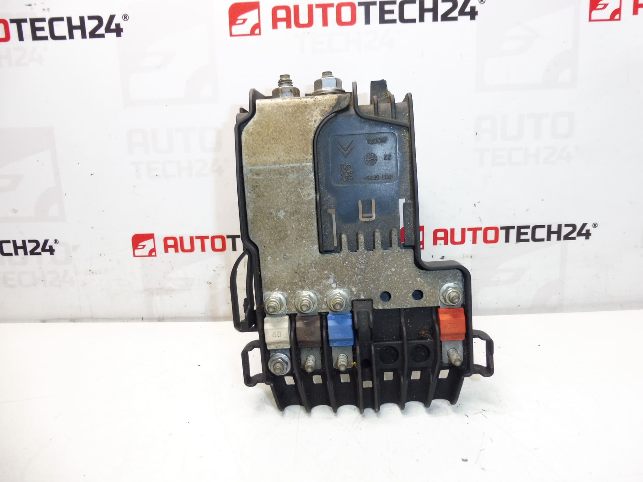 Module fusible Citroën Peugeot 9662286180 6500HC