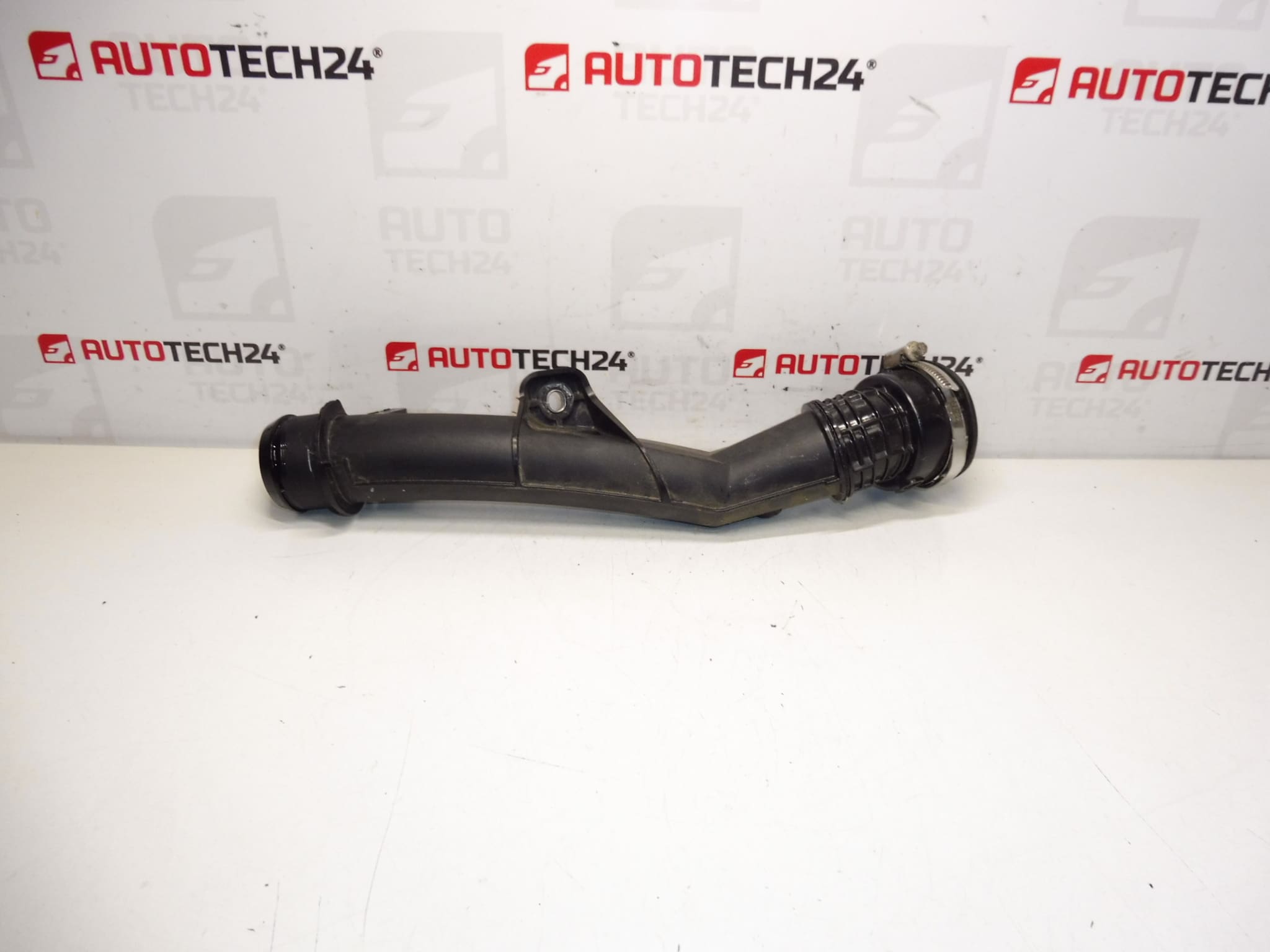 Raccordement air 1.5 HDI Citroën Peugeot 9831710780