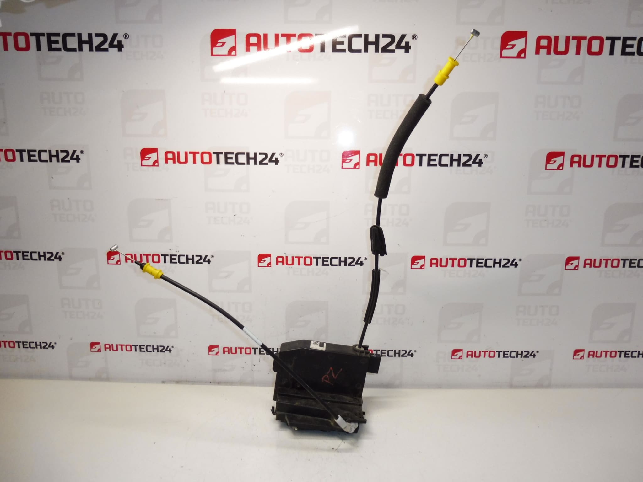 Serrure de porte passager arrière droite Peugeot 308 T9 9826110980