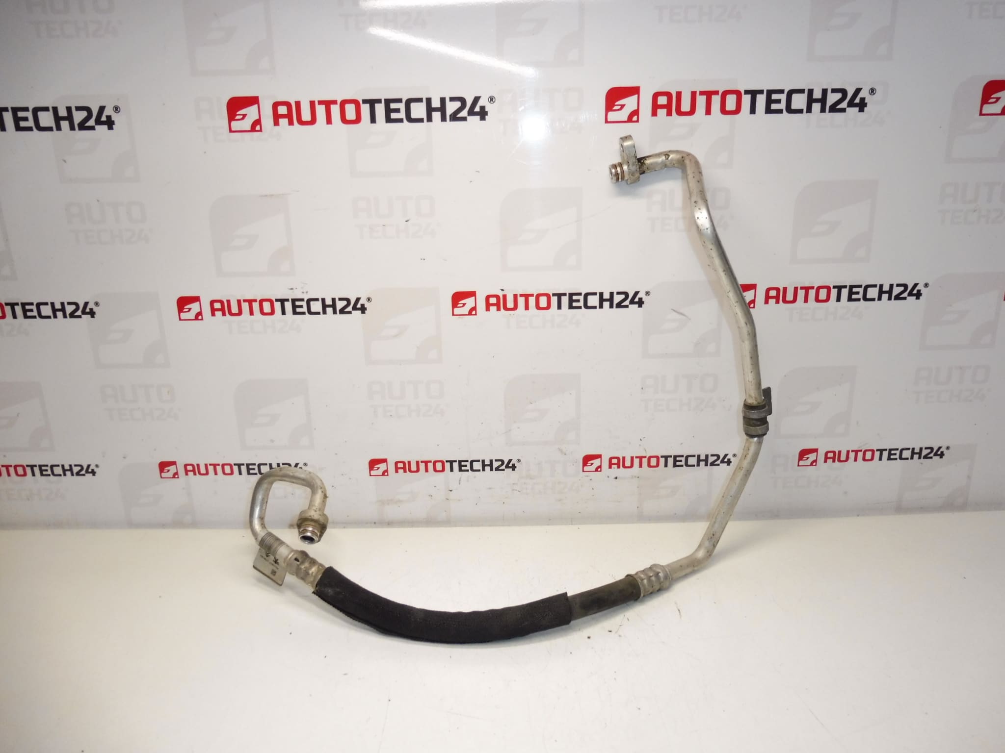 Tuyau climatique Citroën Peugeot 9675635380 9840709880