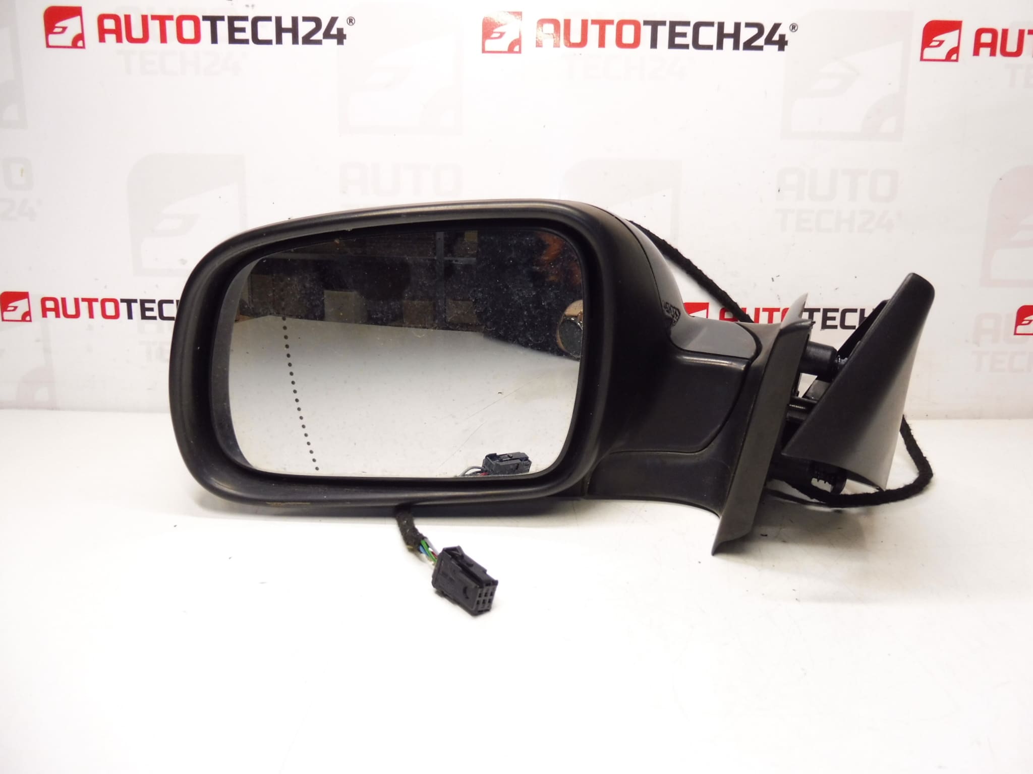 Rétroviseur gauche Peugeot 307 KTGA 8149AW – Image 2