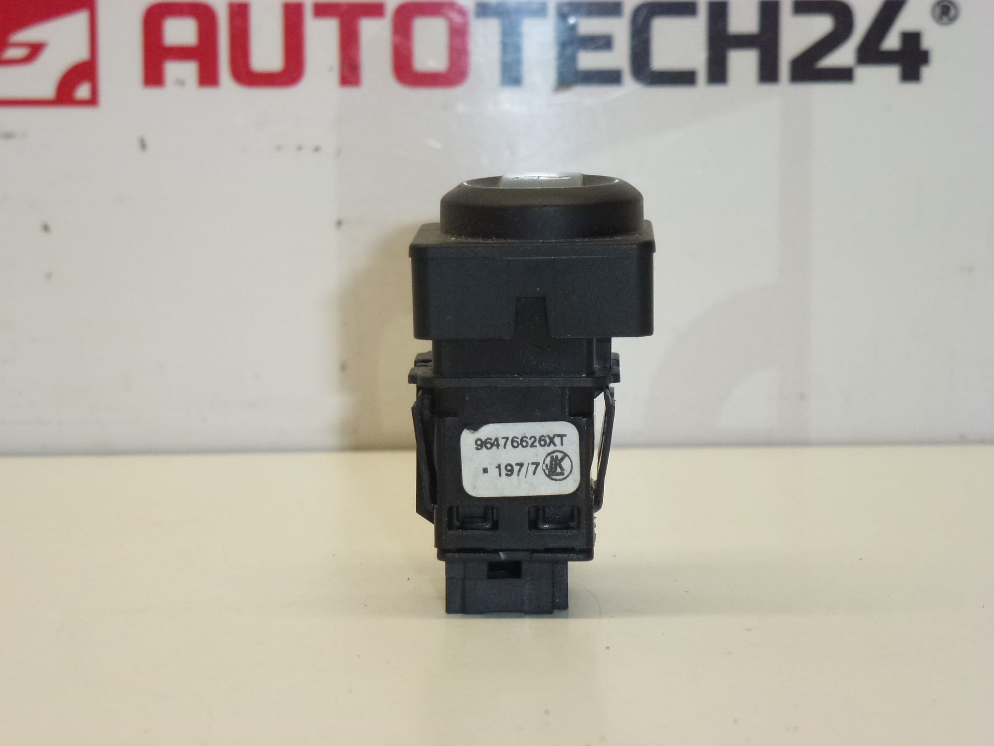 Contrôleur de verrouillage centralisé Citroën C4 96476626XT 6554LF – Image 2
